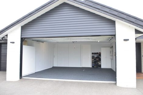 Photo of property in 2 Olive Close, Omokoroa, 3114