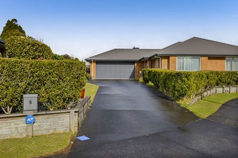 Photo of property in 5 Faber Place, Inglewood, 4330