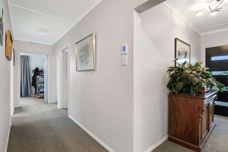 Photo of property in 22 Egmont Street, Castlecliff, Whanganui, 4501