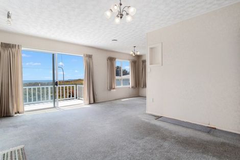 Photo of property in 696 Papamoa Beach Road, Papamoa Beach, Papamoa, 3118