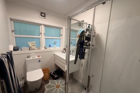 Photo of property in 2 Braemar Terrace, Johnsonville, Wellington, 6037