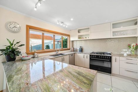 Photo of property in 174 Rongotai Road, Kilbirnie, Wellington, 6022