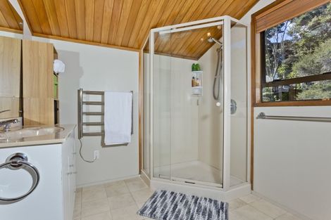 Photo of property in 2/14 Kauri Road, Birkenhead, Auckland, 0626