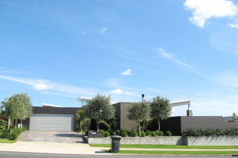 Photo of property in 179 Heta Road, Highlands Park, New Plymouth, 4312