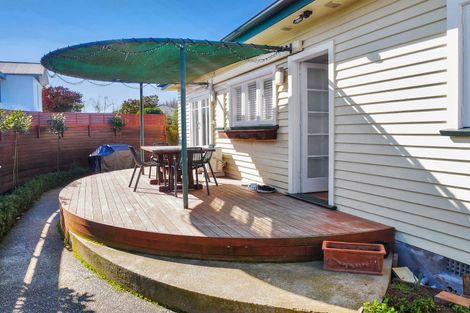 Photo of property in 99 Paparoa Street, Papanui, Christchurch, 8053