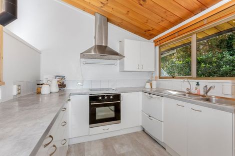 Photo of property in 56 Matai Road, Raumati South, Paraparaumu, 5032