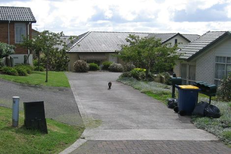 Photo of property in 21 Regents Park Place, Westgate, Auckland, 0614