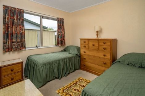 Photo of property in 2/19 Parkers Road, Tahunanui, Nelson, 7011