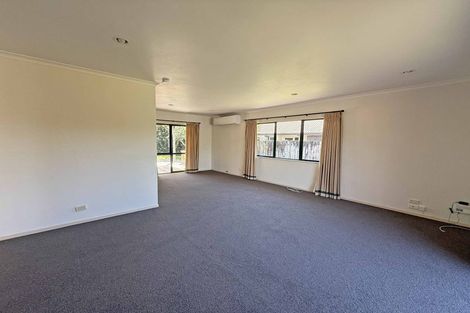 Photo of property in 85 Sandwich Road, St Andrews, Hamilton, 3200