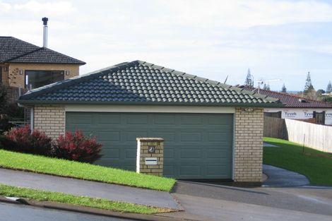 Photo of property in 127 Grovenor Drive, Orewa, 0931