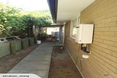 Photo of property in 13 Cooladerry Place, Rosehill, Papakura, 2113