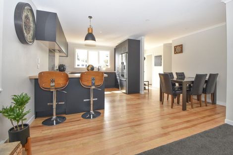 Photo of property in 18 Brooklyn Road, Carterton, 5713