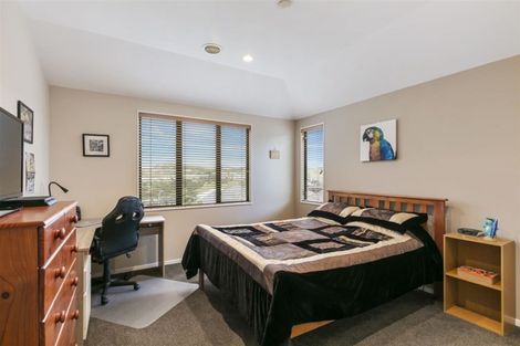 Photo of property in 9 Neston Grove, Churton Park, Wellington, 6037