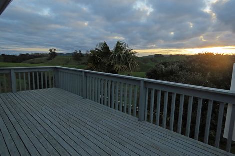 Photo of property in 138 Waimanu Road, Pukeatua, 3880