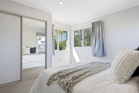 Photo of property in 4 Sovereign Gardens, Halswell, Christchurch, 8025