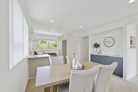 Photo of property in 83 Advene Road, Cockle Bay, Auckland, 2014