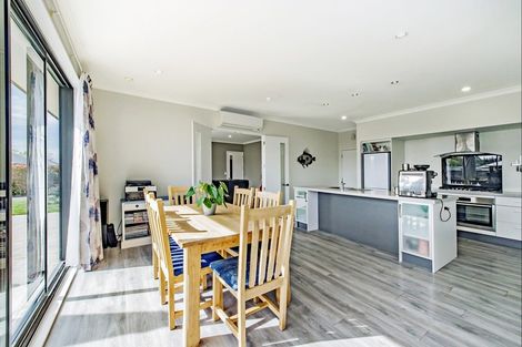 Photo of property in 10 Saint Andrews Lane, Kirwee, Darfield, 7571