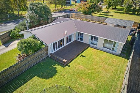 Photo of property in 2 Awatea Terrace, Lynmore, Rotorua, 3010