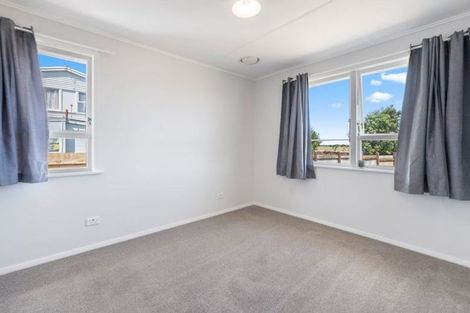 Photo of property in 24 Mahoe Street, Levin, 5510