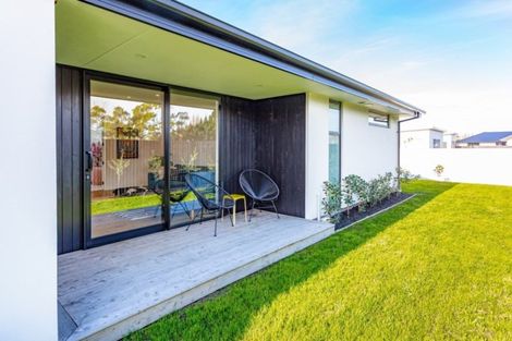 Photo of property in 37 Roys Street, Marshland, Christchurch, 8083