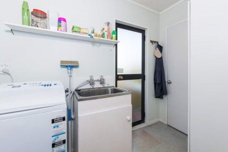 Photo of property in 1/22 Strid Road, Te Atatu South, Auckland, 0610