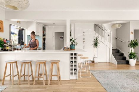 Photo of property in 2/563 Maunganui Road, Mount Maunganui, 3116