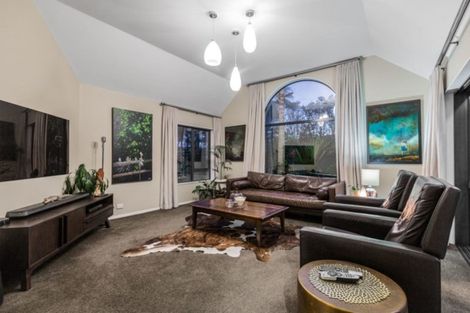 Photo of property in 121 Polo Prince Drive, Totara Park, Manurewa, 2576