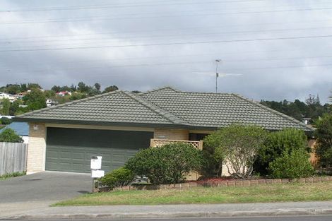 Photo of property in 36 Broadfield Street, Massey, Auckland, 0614