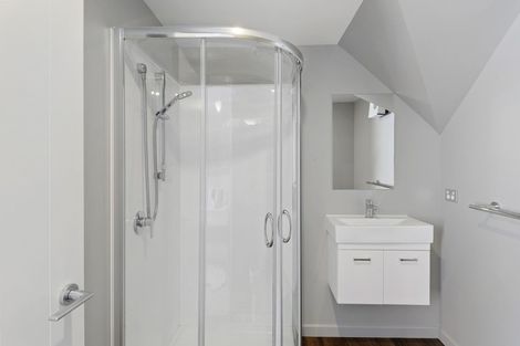 Photo of property in 31 Mount Pleasant Road, Mount Pleasant, Christchurch, 8081