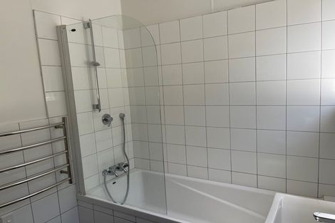 Photo of property in 50 Townsend Road, Miramar, Wellington, 6022