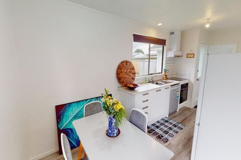 Photo of property in 24 Fergusson Street, Marton, 4710