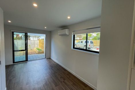 Photo of property in 19 Whanui Place, Mangere Bridge, Auckland, 2022