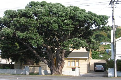 Photo of property in 238 The Parade, Island Bay, Wellington, 6023