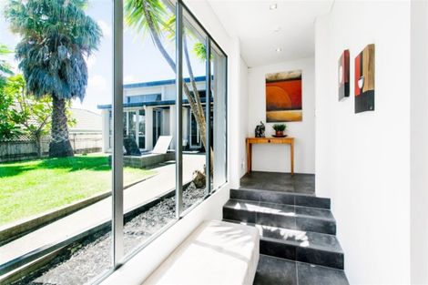 Photo of property in 3 Sandhurst Rise, Henderson, Auckland, 0612