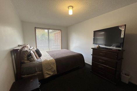 Photo of property in 2/48 Division Street, Riccarton, Christchurch, 8041