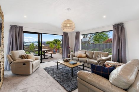 Photo of property in 18 Caledonia Drive, Mosgiel, 9024