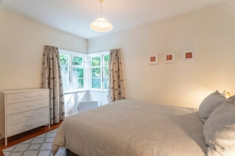 Photo of property in 15 Mertoun Terrace, Highbury, Wellington, 6012