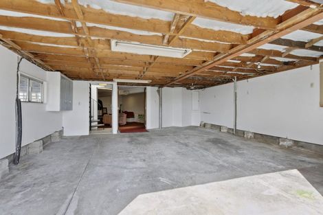 Photo of property in 43 Waitaki Street, Henderson, Auckland, 0612