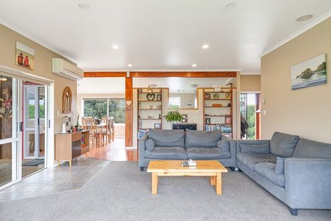 Photo of property in 50 Abel Tasman Drive, Takaka, 7110