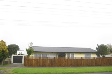 Photo of property in 53 Parris Street, Waitara, 4320