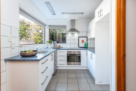Photo of property in 2/27 Shrewsbury Street, Merivale, Christchurch, 8014