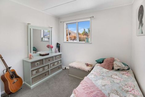 Photo of property in 27 Essex Street, Stratford, 4332