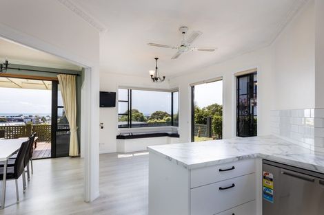 Photo of property in 87 Eliot Street, New Plymouth, 4310