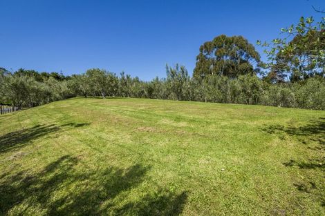 Photo of property in 102 Wright Road, Dairy Flat, 0794