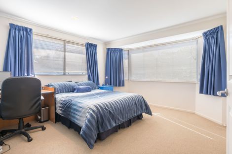 Photo of property in 54a Mcfadzean Drive, Blockhouse Bay, Auckland, 0600