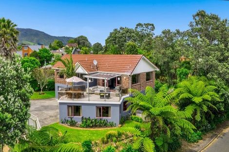 Photo of property in 12 Russell Drive, Oakura, 4314