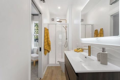 Photo of property in 76 Clare Road, St Albans, Christchurch, 8014