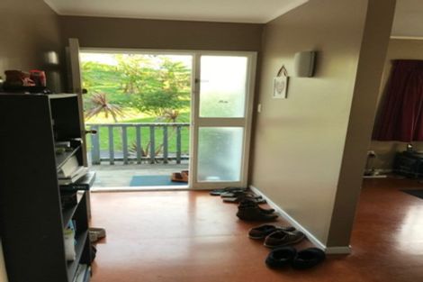 Photo of property in 27 Taurus Crescent, Beach Haven, Auckland, 0626