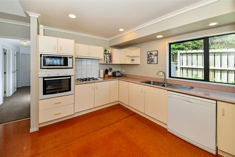 Photo of property in 28a Hoylake Place, Wattle Downs, Auckland, 2103