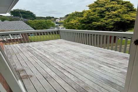 Photo of property in 1/42 Evelyn Place, Hillcrest, Auckland, 0627